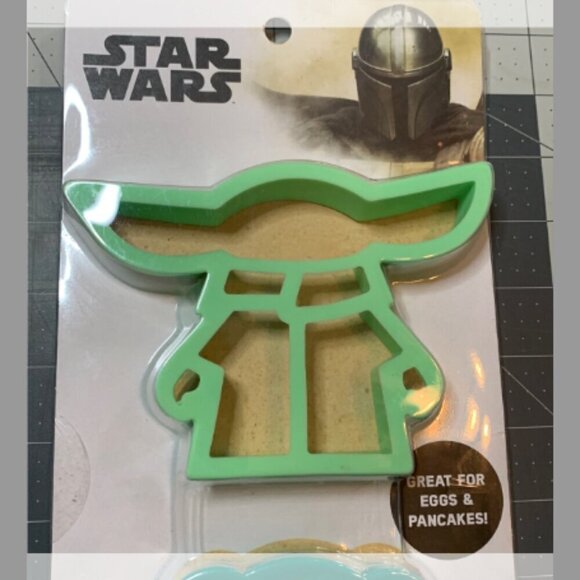 NWT Star Wars Silicone Breakfast Molds - Picture 2 of 5